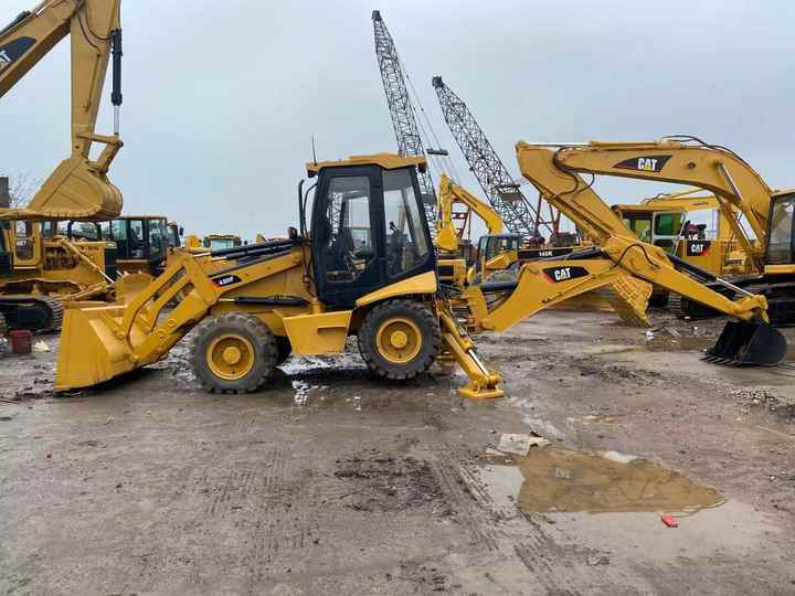 Cheap prices Good Condition High Performance CAT 420F second hand Backhoe Loader 420F Loader Backhoe for sale - Backhoe loader: picture 4 Cheap prices Good Condition High Performance CAT 420F second hand Backhoe Loader 420F Loader Backhoe for sale - Backhoe loader: picture 4