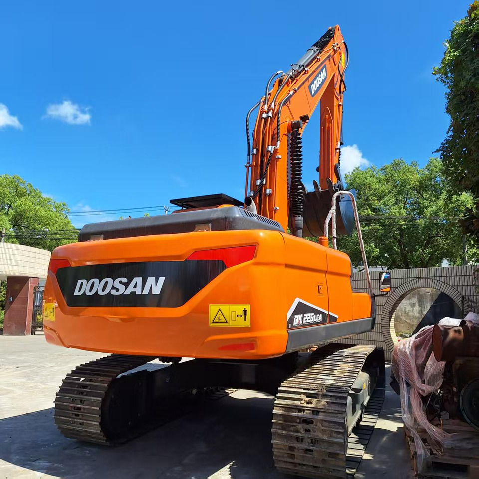 Doosan Dx225LCA Crawler Excavator - Crawler excavator: picture 3 Doosan Dx225LCA Crawler Excavator - Crawler excavator: picture 3