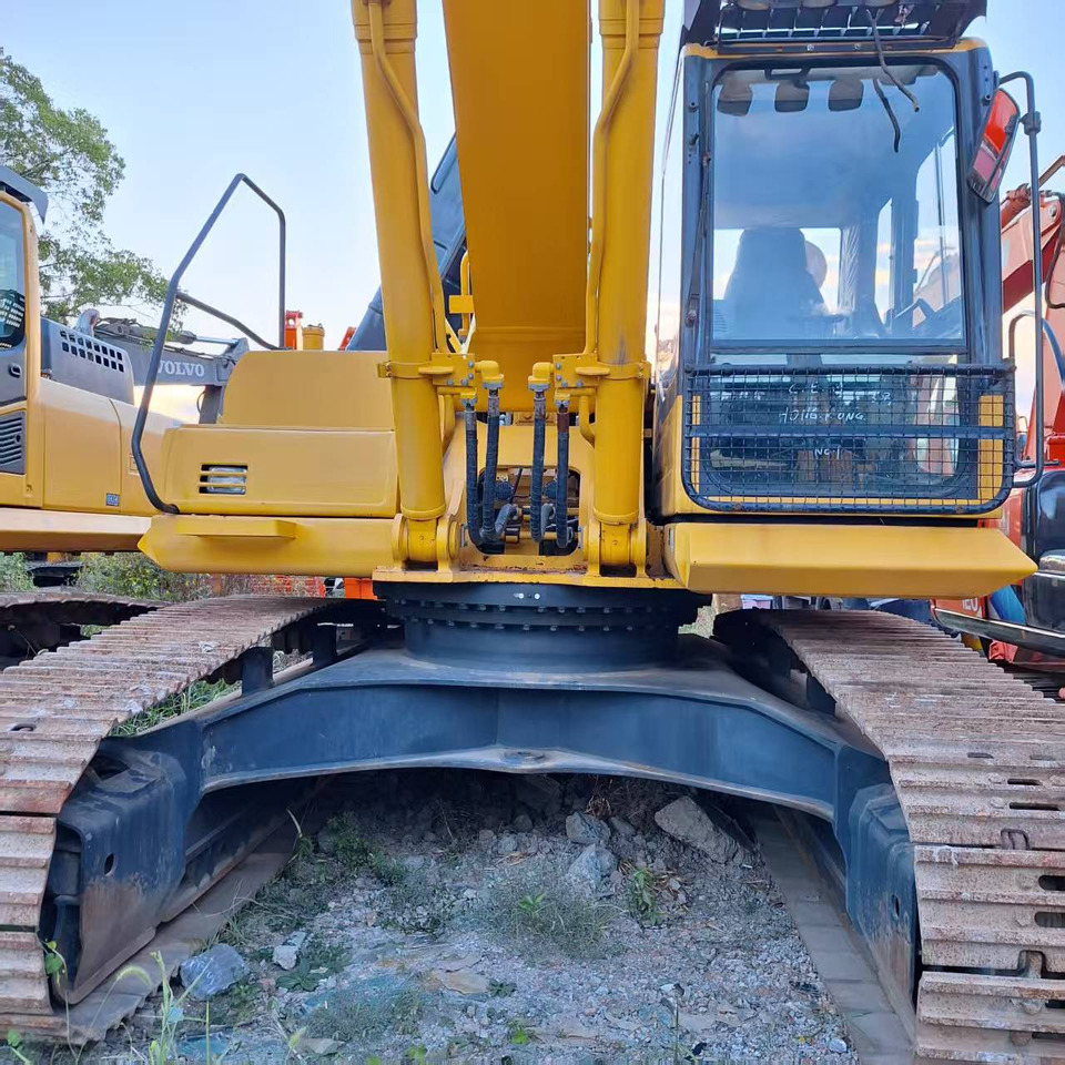 Komatsu PC350-8 excavator - Crawler excavator: picture 5 Komatsu PC350-8 excavator - Crawler excavator: picture 5