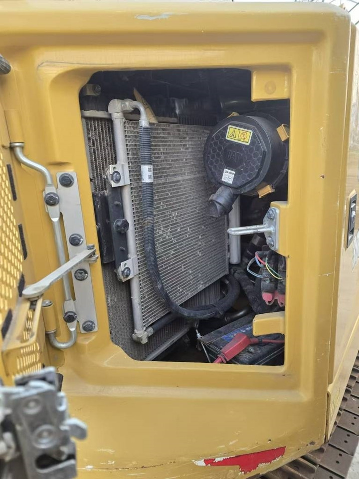 CAT 306 - Mini excavator: picture 3 CAT 306 - Mini excavator: picture 3