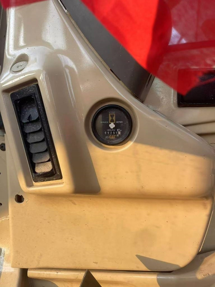 CAT 320 B - Crawler excavator: picture 3 CAT 320 B - Crawler excavator: picture 3