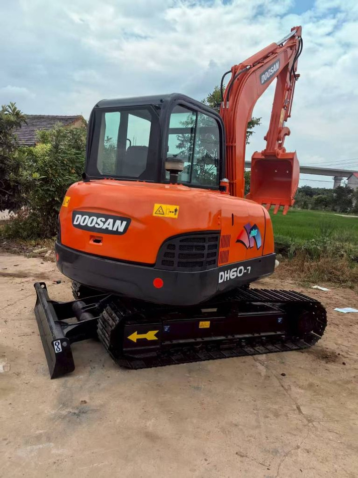 Doosan DH 60 - Mini excavator: picture 1 Doosan DH 60 - Mini excavator: picture 1