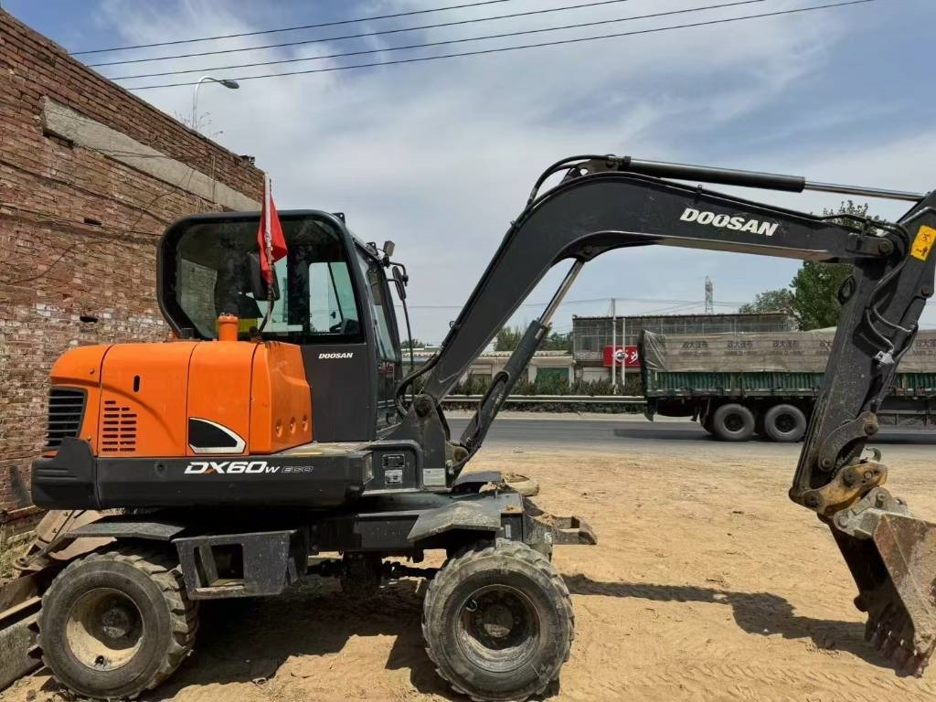 Doosan DX 60 - Mini excavator: picture 1 Doosan DX 60 - Mini excavator: picture 1