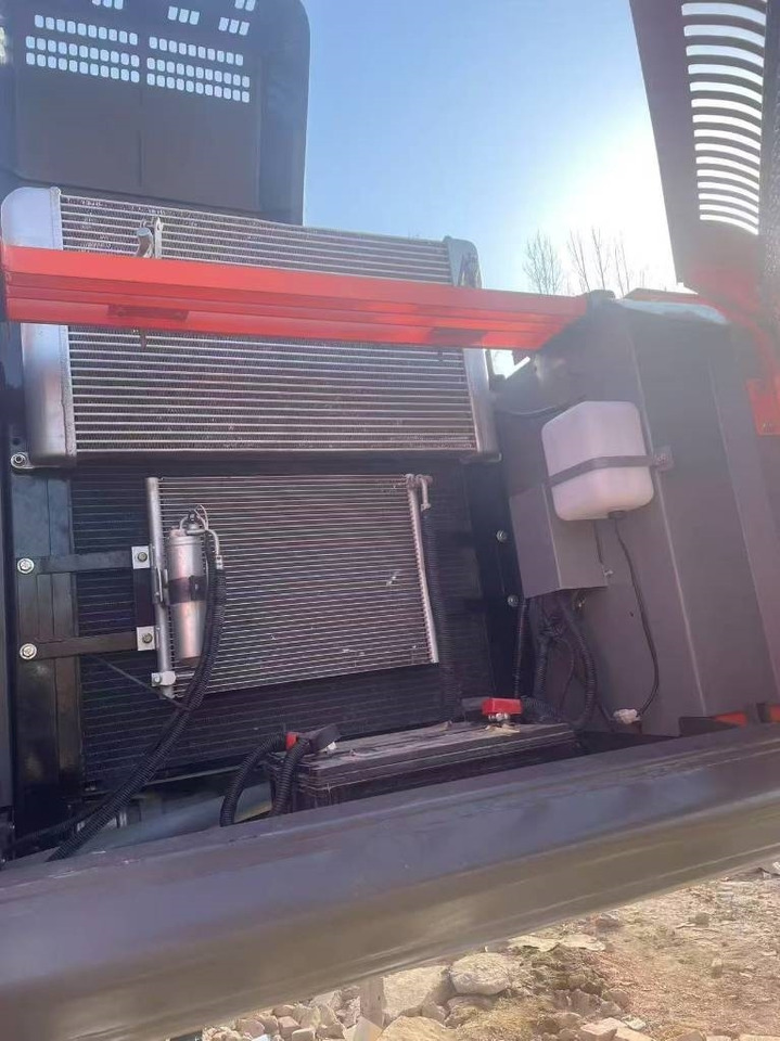 Hitachi ZX 350  - Crawler excavator: picture 2 Hitachi ZX 350  - Crawler excavator: picture 2