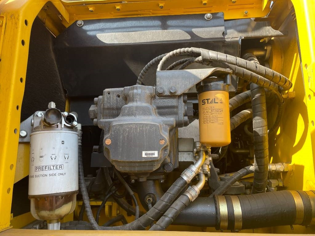 Komatsu PC 210-8  - Crawler excavator: picture 5 Komatsu PC 210-8  - Crawler excavator: picture 5