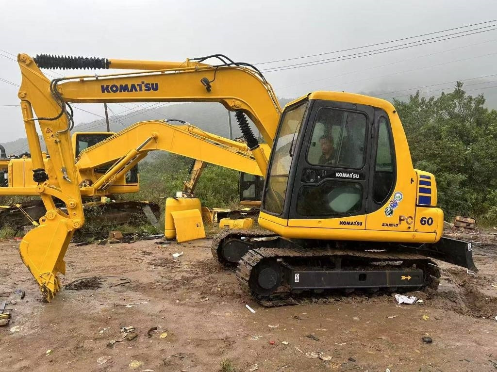 Mini excavator Komatsu PC 60: picture 6