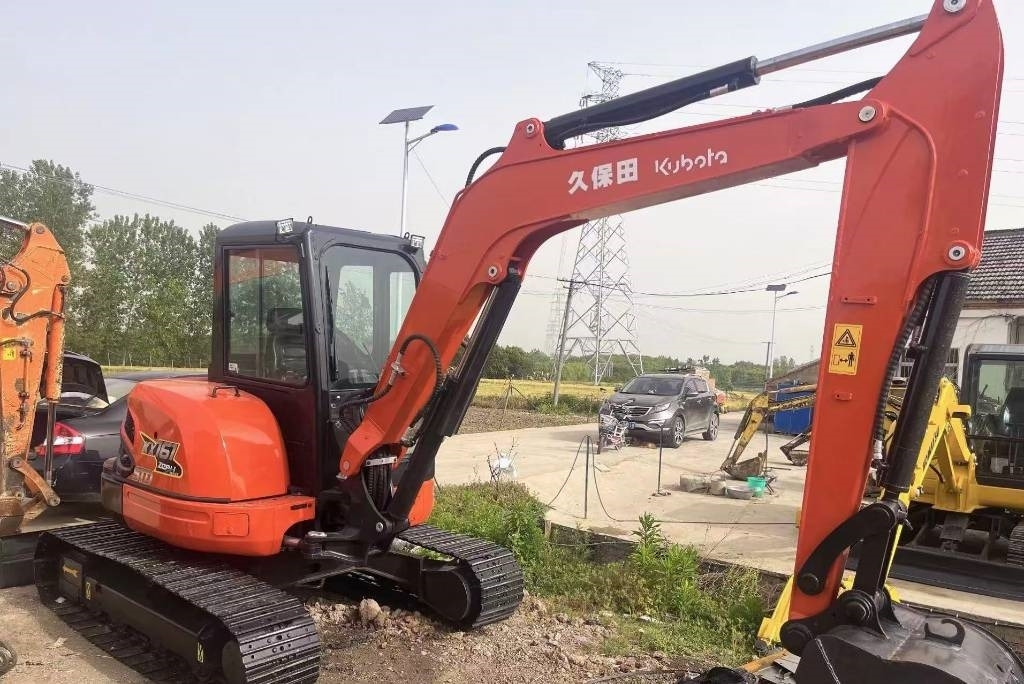 Kubota 161 - Mini excavator: picture 1 Kubota 161 - Mini excavator: picture 1