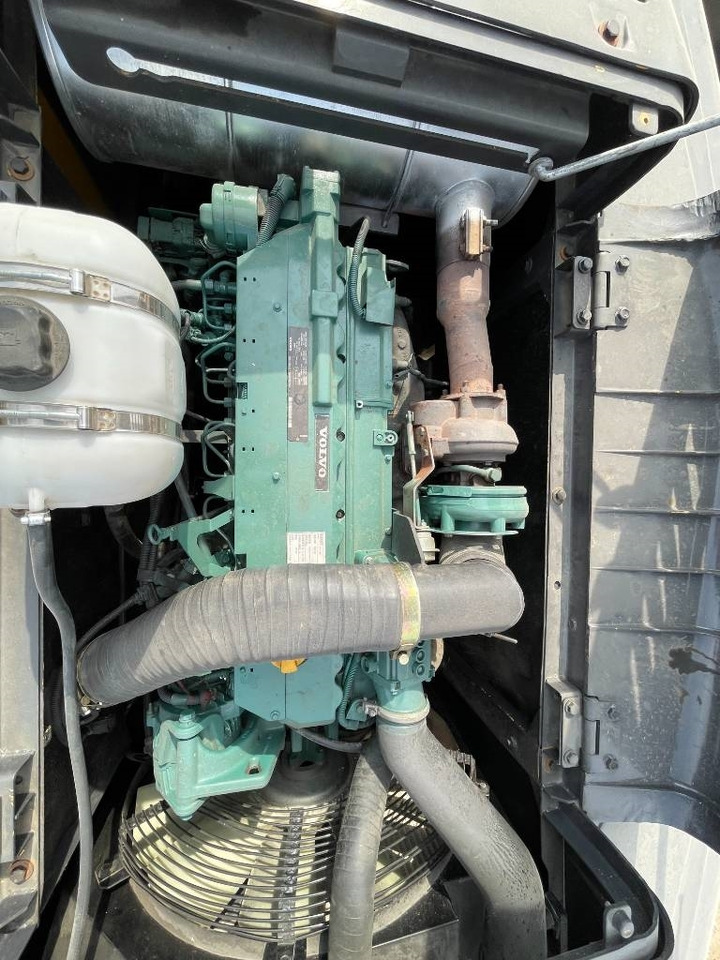 Volvo 290 - Crawler excavator: picture 2 Volvo 290 - Crawler excavator: picture 2