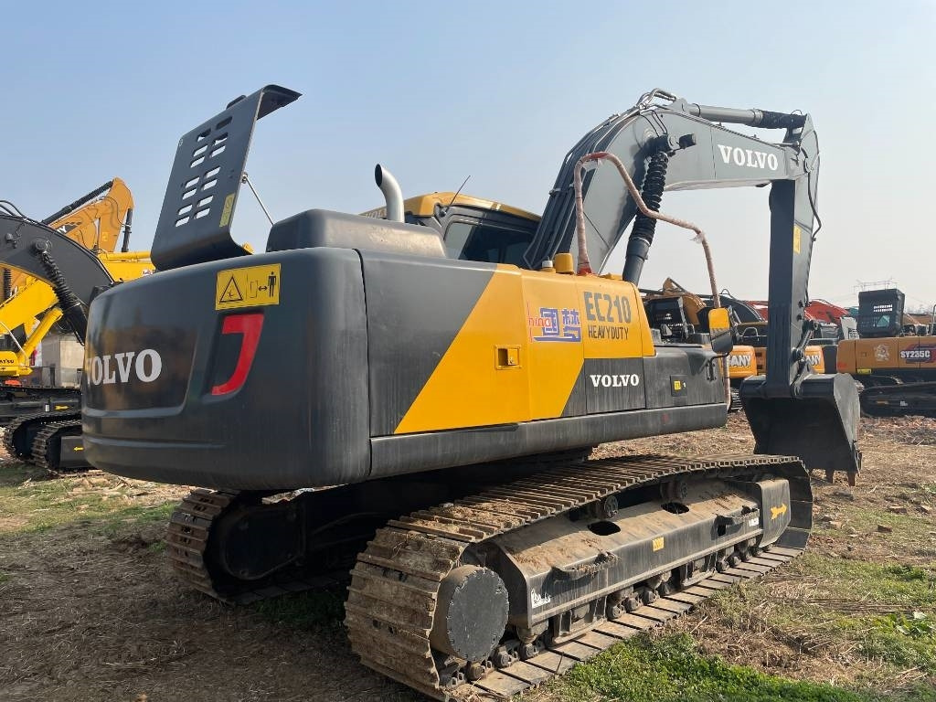 Crawler excavator Volvo EC 210: picture 9