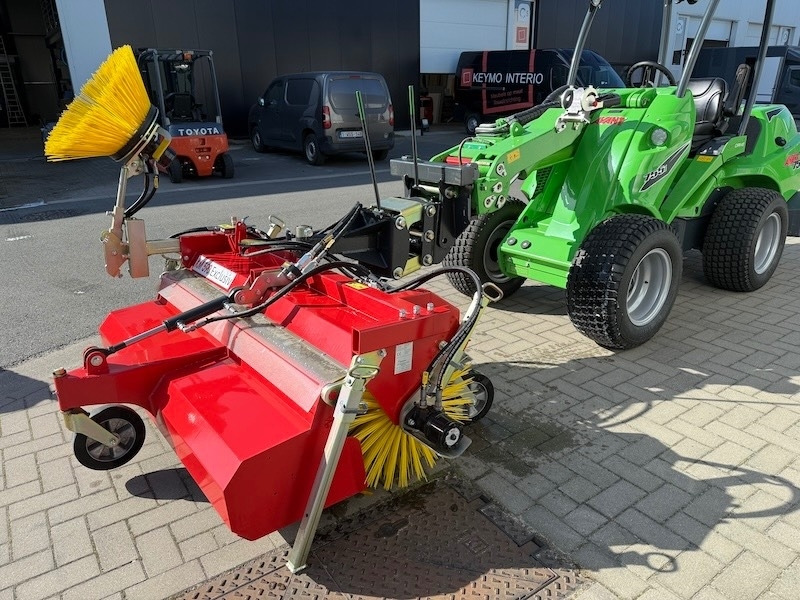 KR Maschinen KM590-1550 - Broom: picture 3 KR Maschinen KM590-1550 - Broom: picture 3