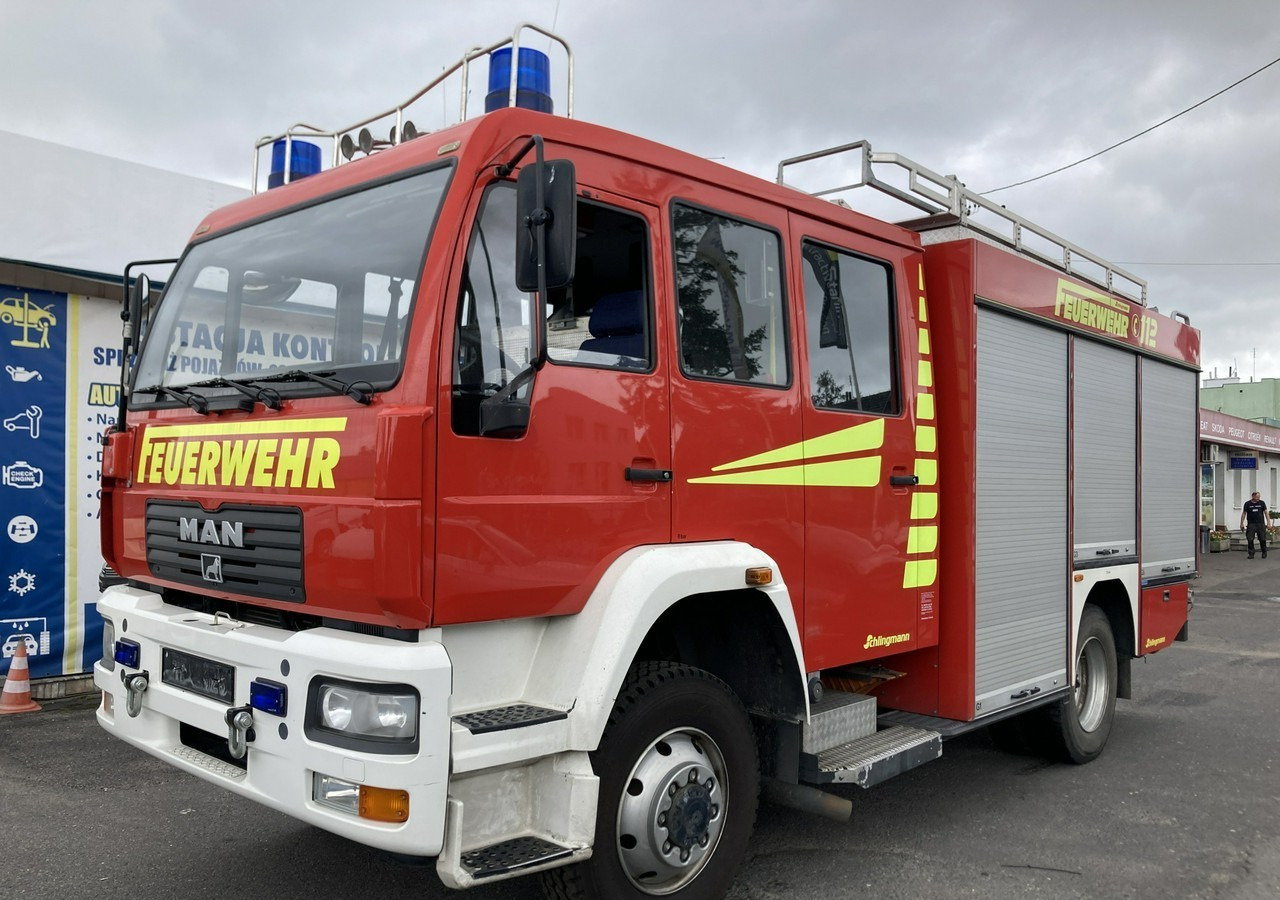 MAN Inny MAN MAN 15,250 Straż pożarna gaśnicza 9-osobowa 4X4 Wóz strażacki 2003 - Fire truck: picture 1 MAN Inny MAN MAN 15,250 Straż pożarna gaśnicza 9-osobowa 4X4 Wóz strażacki 2003 - Fire truck: picture 1