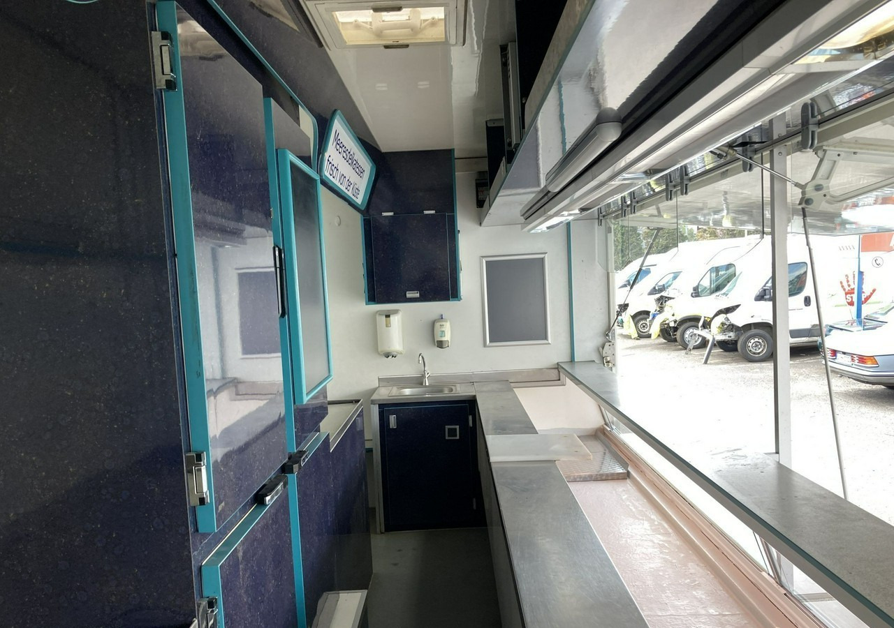 MAN Inny MAN Man Autosklep Gastronomiczny wędlin Ryb Food Truck Foodtruck sklep - Vending truck: picture 5 MAN Inny MAN Man Autosklep Gastronomiczny wędlin Ryb Food Truck Foodtruck sklep - Vending truck: picture 5