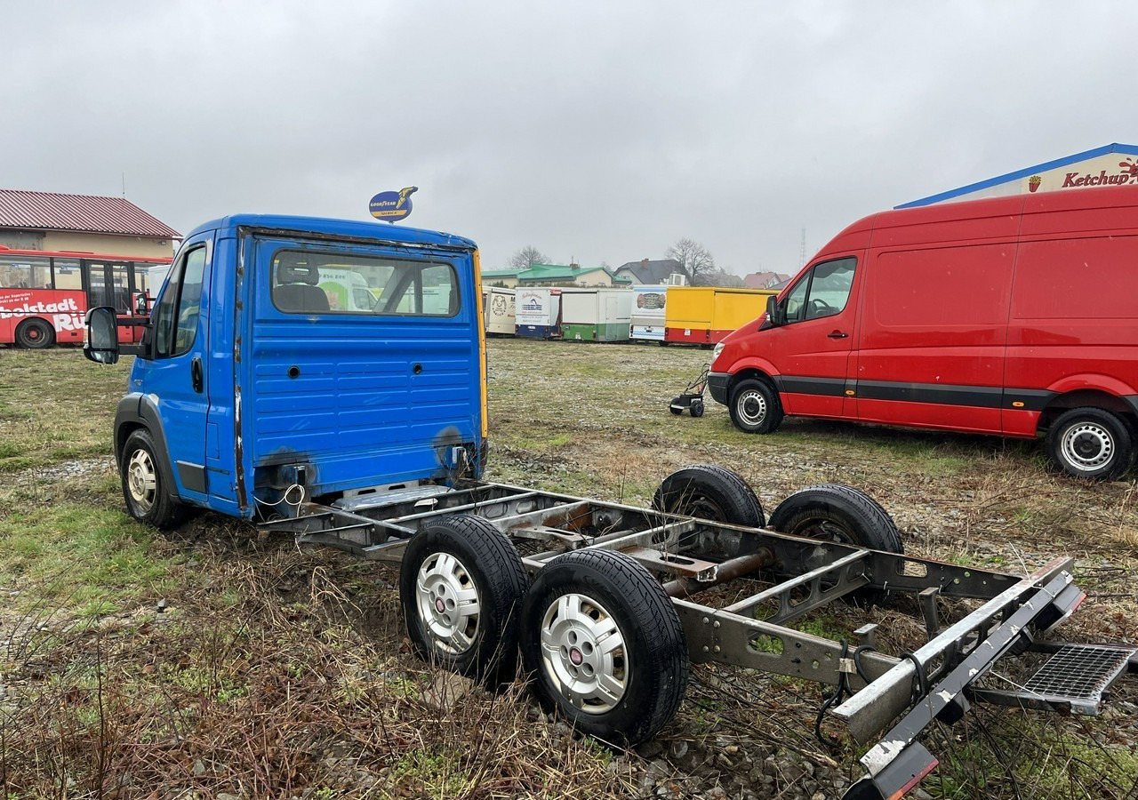 Fiat Ducato Ducato 3.0-160KM Rama pod zabudowę 2011,2009 - Van: picture 5 Fiat Ducato Ducato 3.0-160KM Rama pod zabudowę 2011,2009 - Van: picture 5