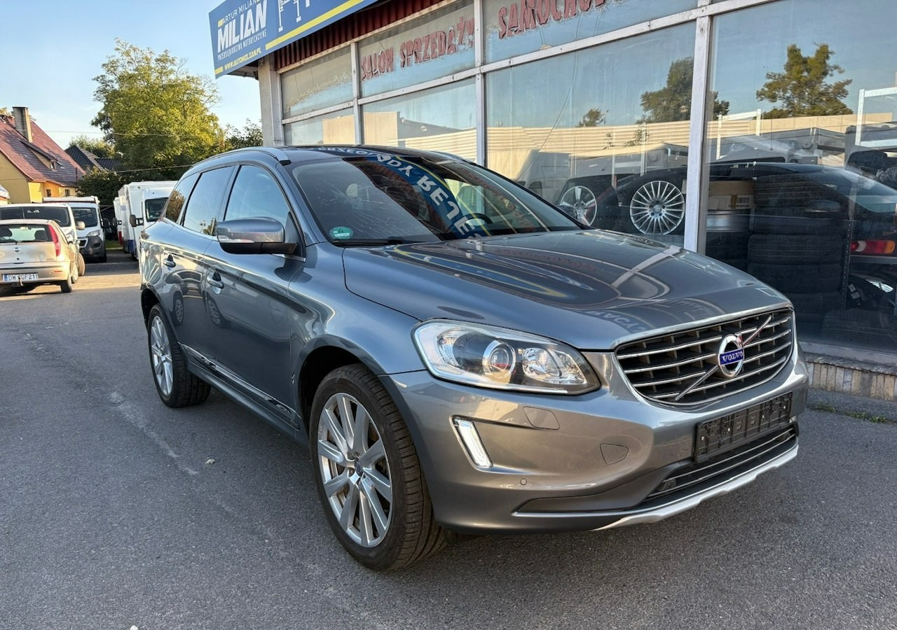 Volvo XC60 I Volvo XC 60 2,4 D4 AWD 190KM Summum Navi Panorama Skóry Kamera 2017 - SUV: picture 1 Volvo XC60 I Volvo XC 60 2,4 D4 AWD 190KM Summum Navi Panorama Skóry Kamera 2017 - SUV: picture 1
