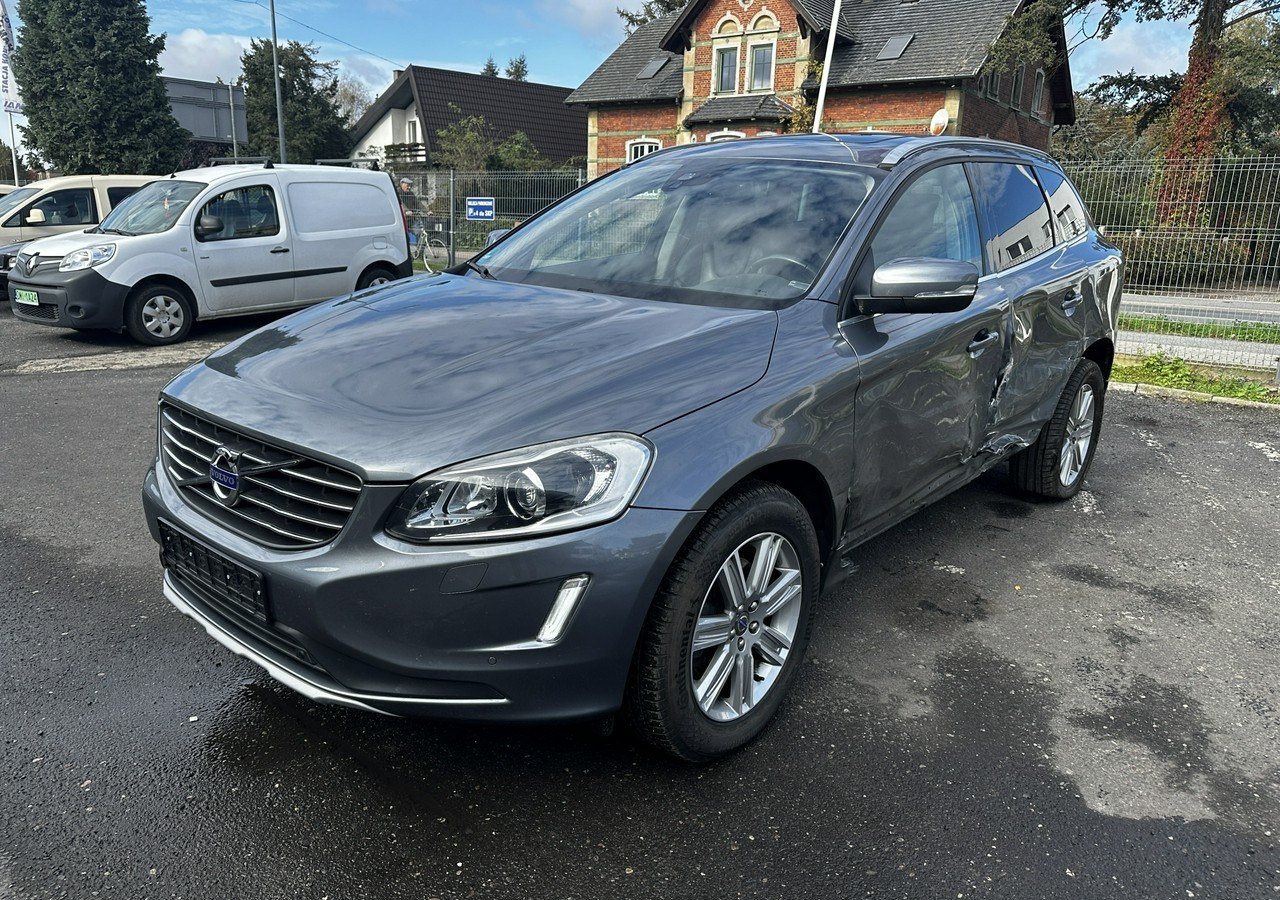 Volvo XC60 I Volvo XC 60 D4AWD Bogate wyposażenie 2017 - SUV: picture 2 Volvo XC60 I Volvo XC 60 D4AWD Bogate wyposażenie 2017 - SUV: picture 2