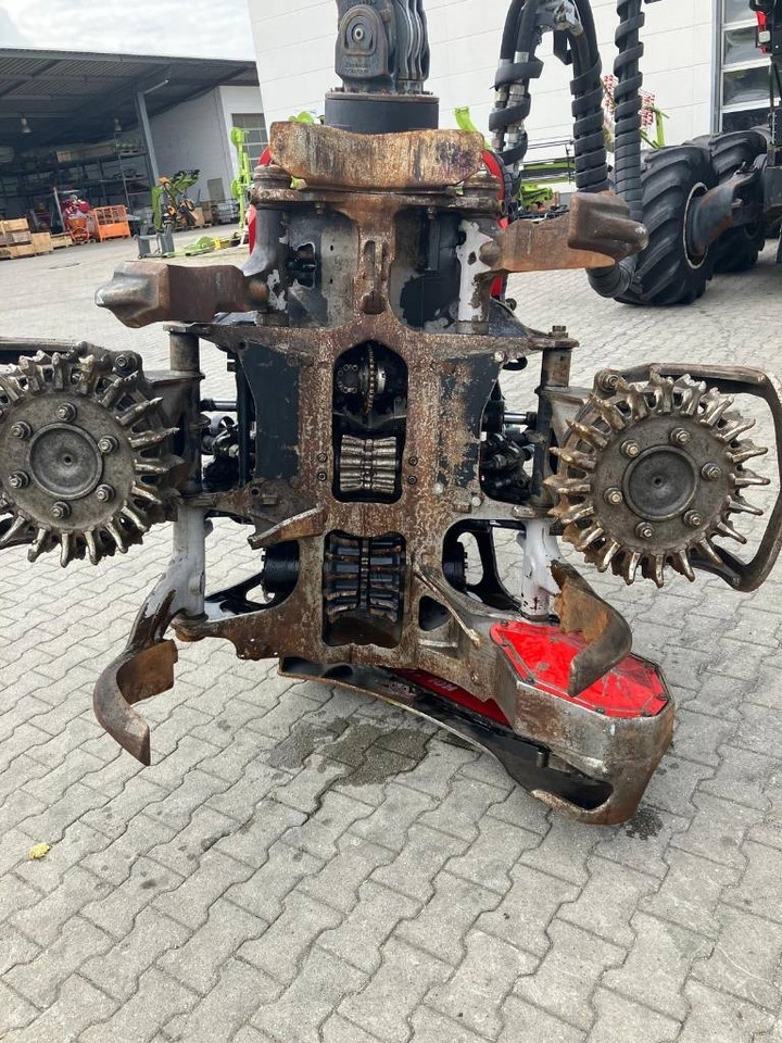 Komatsu C144 - Felling head: picture 2 Komatsu C144 - Felling head: picture 2