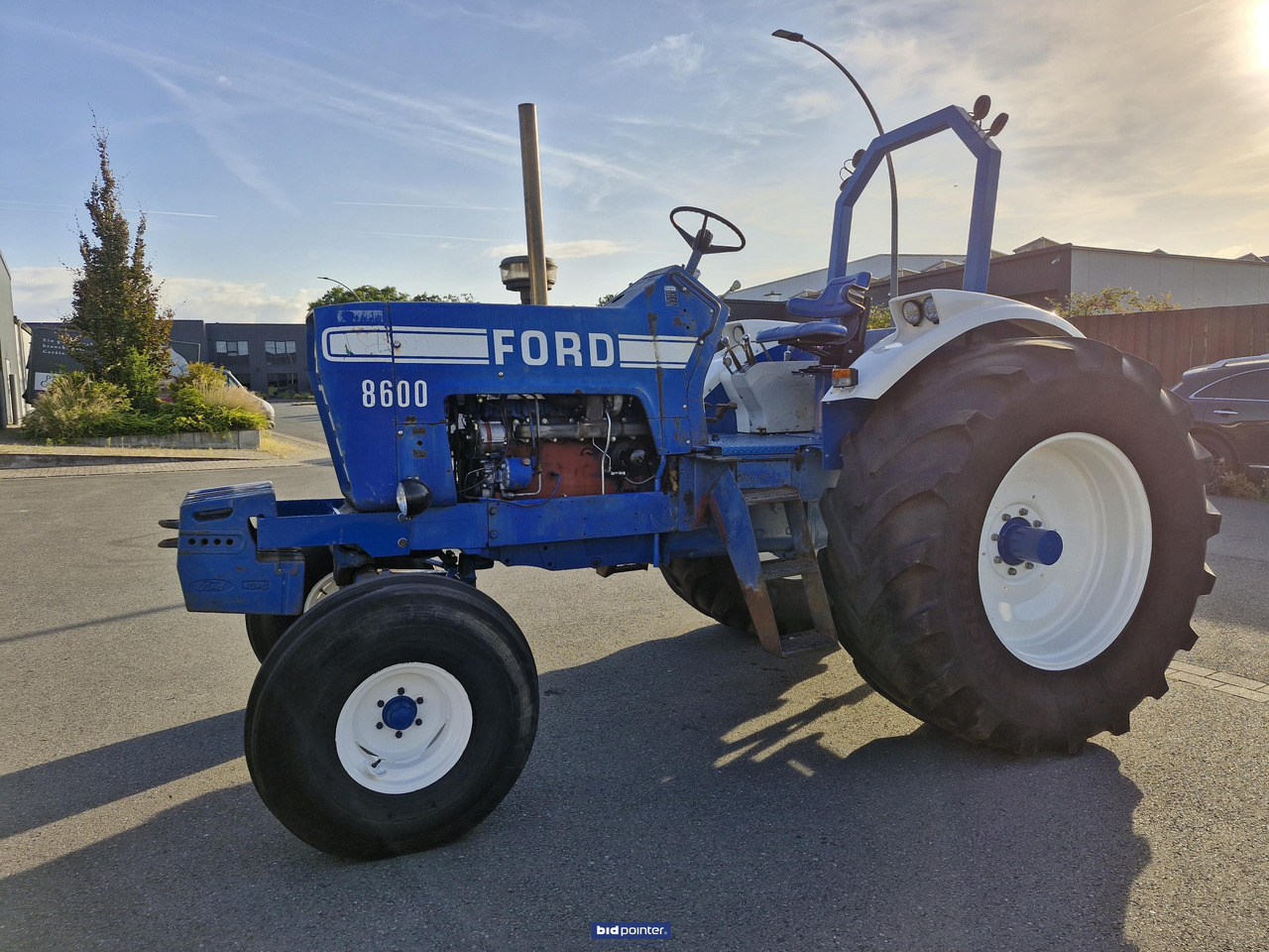 Ford 8600 - Farm tractor: picture 1 Ford 8600 - Farm tractor: picture 1