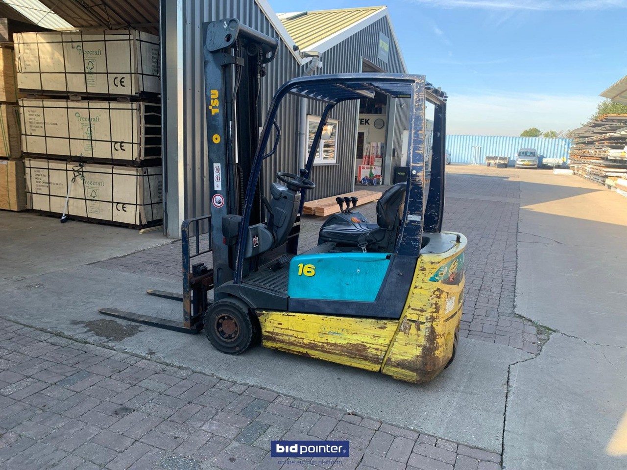 Heftruck elektrisch - 3 wiel - 1600kg! Freelift! Komatsu FB16 - 5.5 mtr. Sideshift! - Electric forklift: picture 1 Heftruck elektrisch - 3 wiel - 1600kg! Freelift! Komatsu FB16 - 5.5 mtr. Sideshift! - Electric forklift: picture 1