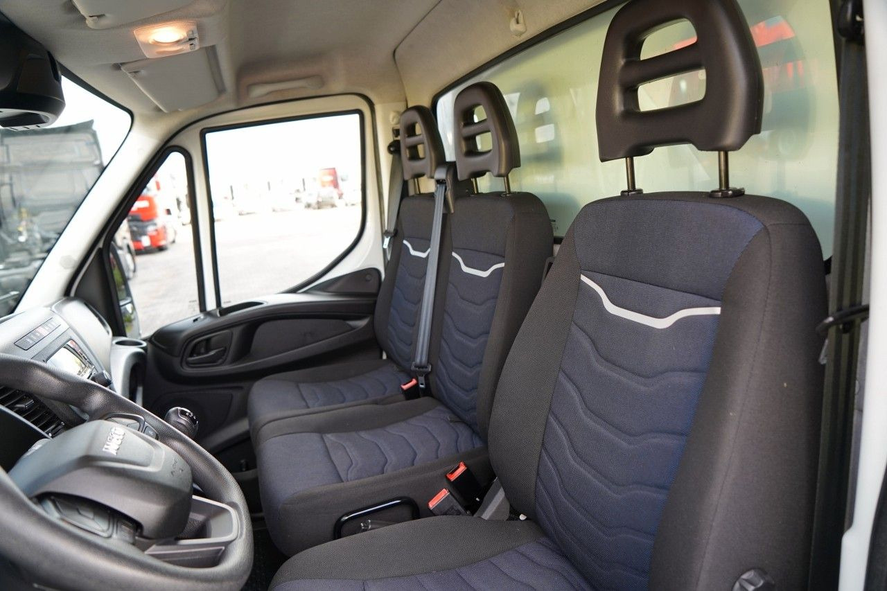 Lease a Iveco DAILY 35-160 / KONTENER 4,2 M / WINDA / BLIŹ Iveco DAILY 35-160 / KONTENER 4,2 M / WINDA / BLIŹ: picture 26 Lease a Iveco DAILY 35-160 / KONTENER 4,2 M / WINDA / BLIŹ Iveco DAILY 35-160 / KONTENER 4,2 M / WINDA / BLIŹ: picture 26