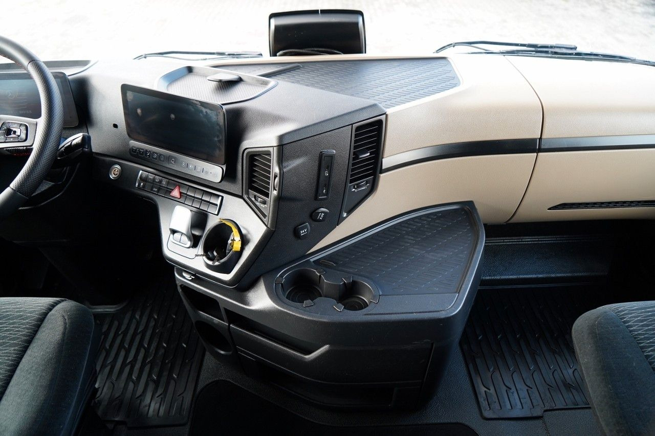 Curtainsider truck Mercedes-Benz ACTROS 2545 / SOLÓWKA / 6x2 / OŚ PODNOSZONA / B: picture 31 Curtainsider truck Mercedes-Benz ACTROS 2545 / SOLÓWKA / 6x2 / OŚ PODNOSZONA / B: picture 31