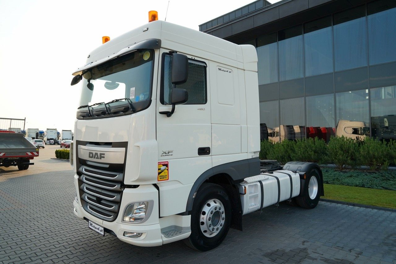 DAF XF 460 / SPACE CAB / HYDRAULIKA / I-PARK COOL / - Tractor unit: picture 5 DAF XF 460 / SPACE CAB / HYDRAULIKA / I-PARK COOL / - Tractor unit: picture 5
