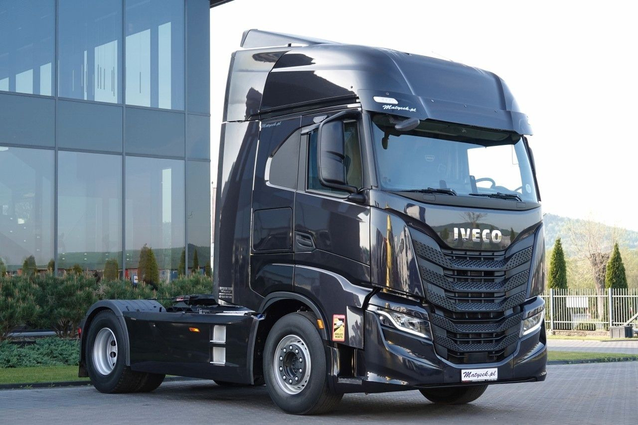 Iveco S-WAY / 530 / RETARDER / I-PARK COOL / FULL AIRM - Tractor unit: picture 1 Iveco S-WAY / 530 / RETARDER / I-PARK COOL / FULL AIRM - Tractor unit: picture 1