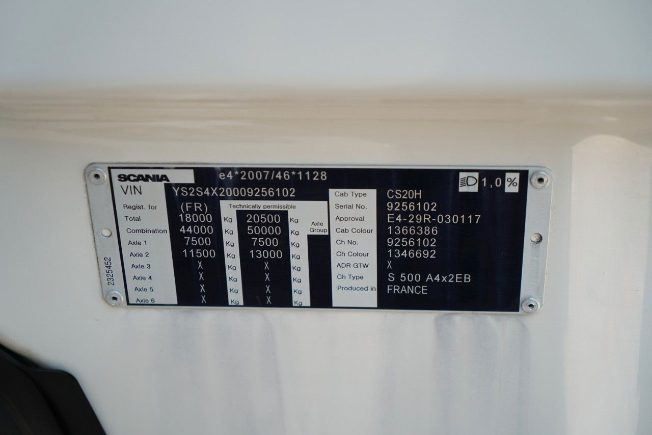 Tractor unit Scania S 500 / RETARDER / FULL AIRMATIC / OPONY 100% /: picture 18 Tractor unit Scania S 500 / RETARDER / FULL AIRMATIC / OPONY 100% /: picture 18