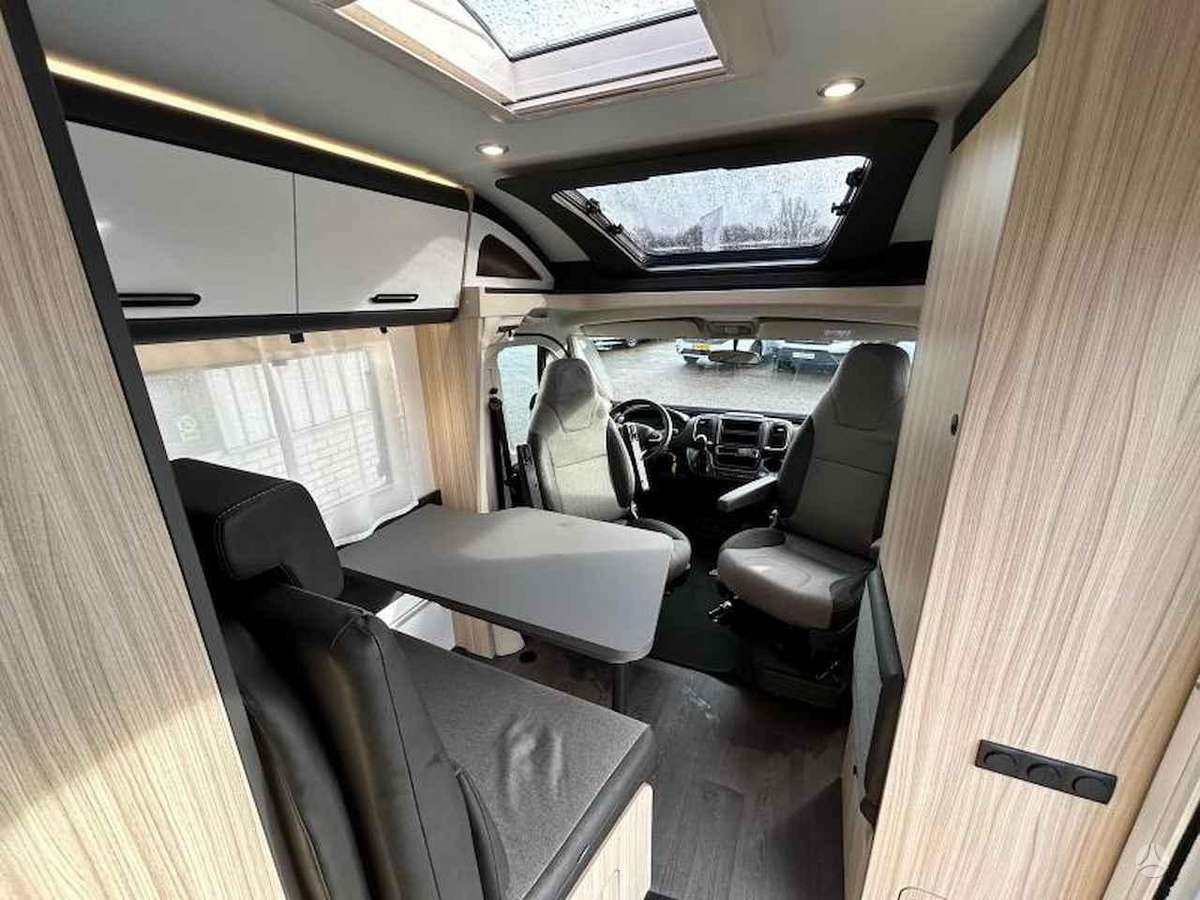 SUN LIVING C 65 SL - Semi-integrated motorhome: picture 4 SUN LIVING C 65 SL - Semi-integrated motorhome: picture 4