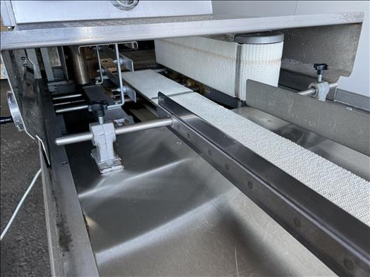 Dowson B51C bread slicer - Bakery equipment: picture 3 Dowson B51C bread slicer - Bakery equipment: picture 3