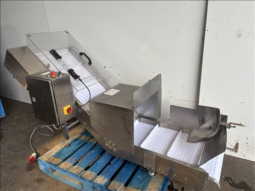 NNP Flighted elevator conveyor - Conveyor: picture 2 NNP Flighted elevator conveyor - Conveyor: picture 2