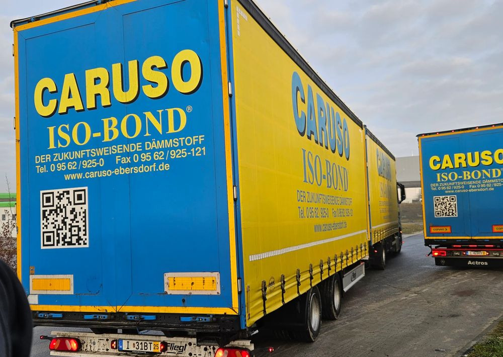 Fliegl PRZYCZEPA CIĘŻAROWA / 60m3 / 2 SZT IDENTYCZNE / NOWE PLANDEKI W CENIE / 3M WYSOKA / TANDEM / 2 OSIE / 19 PALET / DOLNY SPRZĘG / 18 TON DMC / 13 TON ŁADOWNOŚĆ - Curtainsider trailer: picture 4 Fliegl PRZYCZEPA CIĘŻAROWA / 60m3 / 2 SZT IDENTYCZNE / NOWE PLANDEKI W CENIE / 3M WYSOKA / TANDEM / 2 OSIE / 19 PALET / DOLNY SPRZĘG / 18 TON DMC / 13 TON ŁADOWNOŚĆ - Curtainsider trailer: picture 4