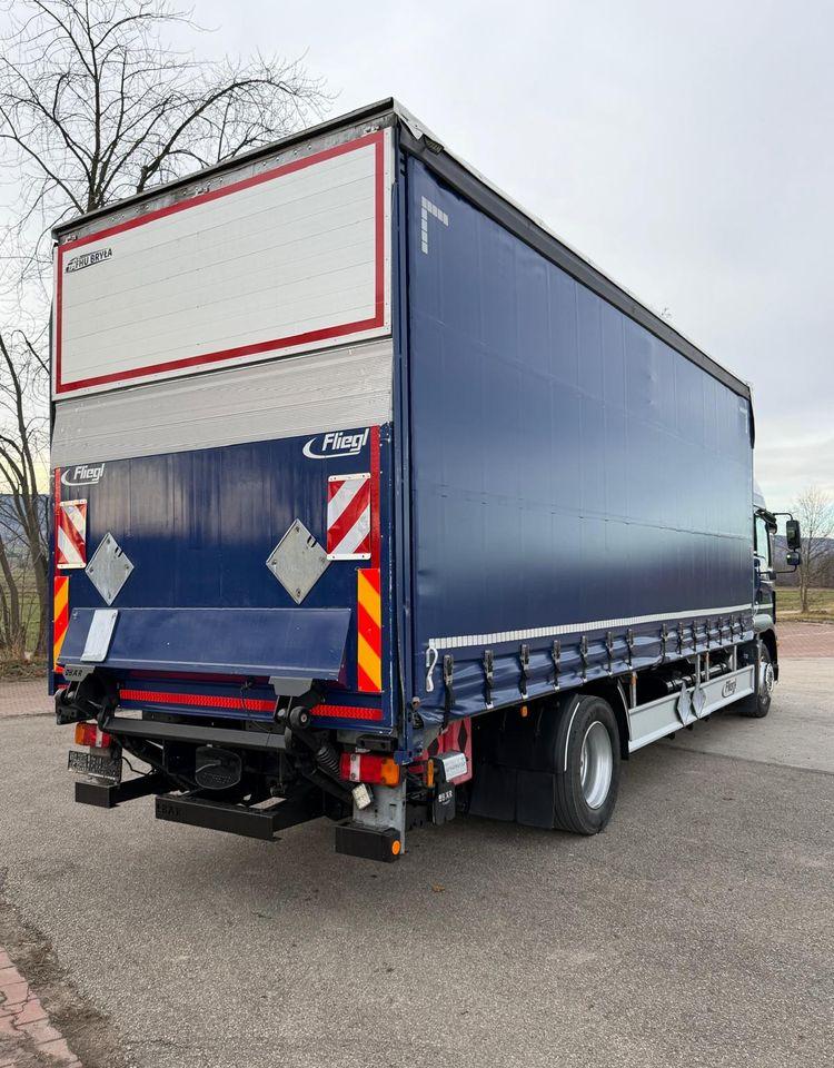 MAN TGM 18.340 / FIRANKA / LIFT / SPROWADZONY / KLIMA POSTOJOWA / 2017 / 9700 ŁADOWNOŚĆ / AUTOMAT / 18 PALET / E6 / WINDA / - Curtainsider truck: picture 5 MAN TGM 18.340 / FIRANKA / LIFT / SPROWADZONY / KLIMA POSTOJOWA / 2017 / 9700 ŁADOWNOŚĆ / AUTOMAT / 18 PALET / E6 / WINDA / - Curtainsider truck: picture 5