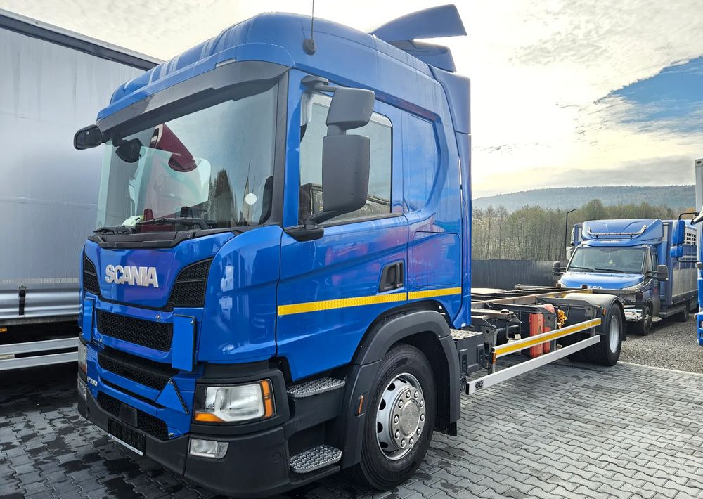 Scania P360 / P410 / BDF / RAMA / FIRANKA / PEŁNA SYPIALKA / WINDA /  E6 / CAŁA NA PODUSZKACH / ROZSTAW OSI 5.5M / LAWETA / DO ŻYWCA / DO BYDŁA  / DO ZABUDOWY / SPROWADZONA - Cab chassis truck: picture 1 Scania P360 / P410 / BDF / RAMA / FIRANKA / PEŁNA SYPIALKA / WINDA /  E6 / CAŁA NA PODUSZKACH / ROZSTAW OSI 5.5M / LAWETA / DO ŻYWCA / DO BYDŁA  / DO ZABUDOWY / SPROWADZONA - Cab chassis truck: picture 1