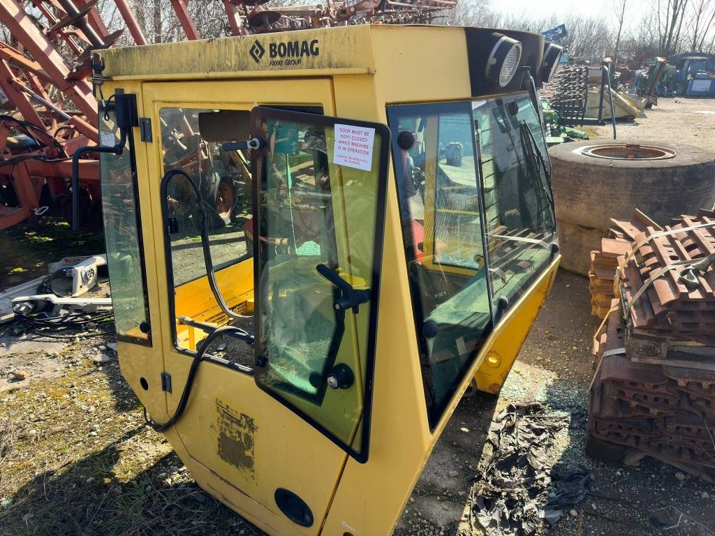 Bomag BW 177-226 D/DH CABIN - Cab for Construction machinery: picture 3 Bomag BW 177-226 D/DH CABIN - Cab for Construction machinery: picture 3