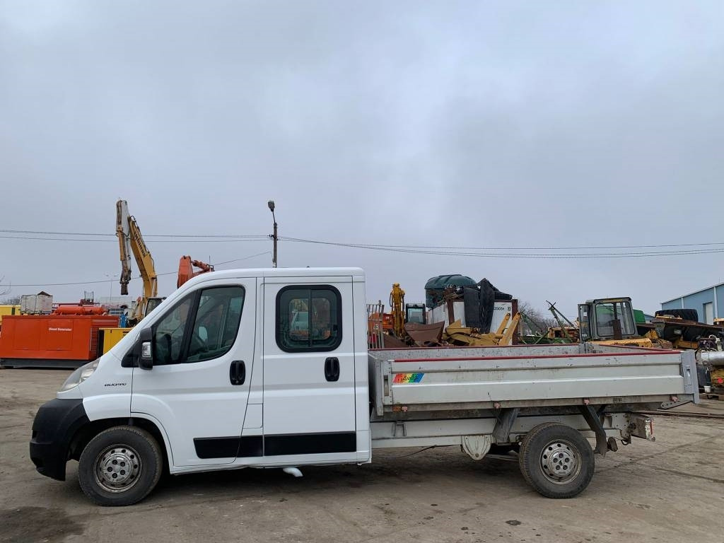 Fiat Ducato - Flatbed van, Combi van: picture 3 Fiat Ducato - Flatbed van, Combi van: picture 3