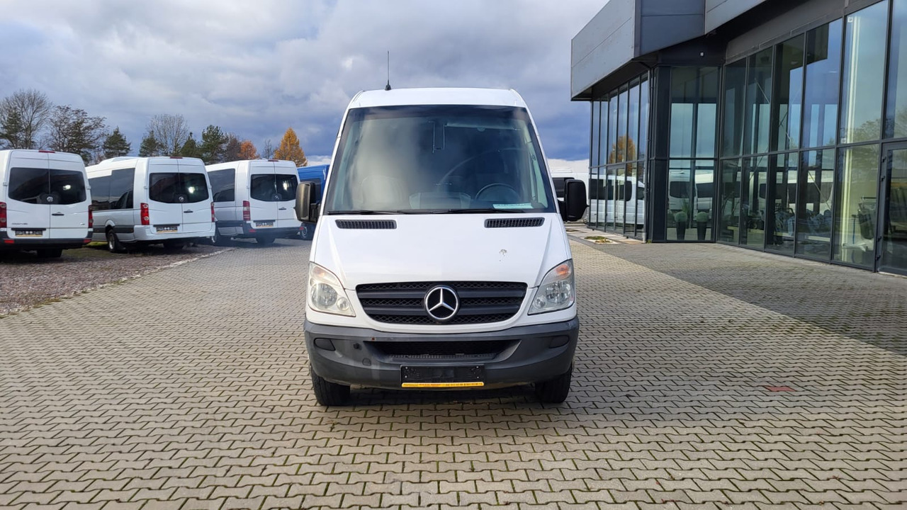 Mercedes-Benz Sprinter 518 CDI - 24 miejsca + 3 stojące - Suburban bus: picture 5 Mercedes-Benz Sprinter 518 CDI - 24 miejsca + 3 stojące - Suburban bus: picture 5