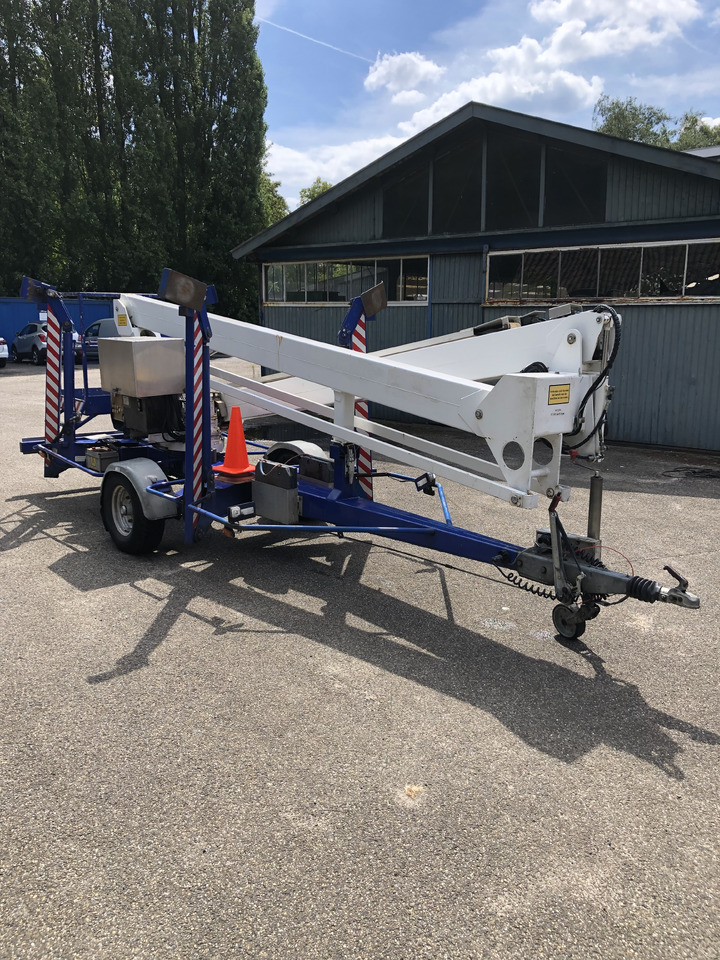 Custer R17EHS 2002 230V trailer mounted platform R17 - Trailer mounted boom lift: picture 3 Custer R17EHS 2002 230V trailer mounted platform R17 - Trailer mounted boom lift: picture 3