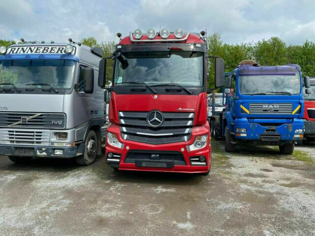 Mercedes-Benz 1842 Actros MP4 G.Haus/Hochdach Vollbaust - Tractor unit: picture 2 Mercedes-Benz 1842 Actros MP4 G.Haus/Hochdach Vollbaust - Tractor unit: picture 2