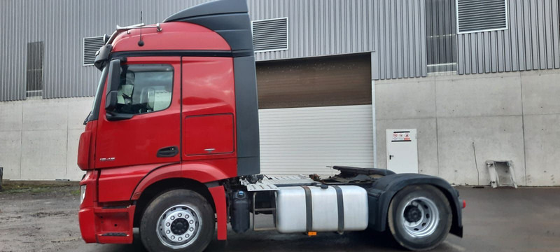Mercedes-Benz 1842 Actros MP4 G.Haus/Hochdach Vollbaust - Tractor unit: picture 3 Mercedes-Benz 1842 Actros MP4 G.Haus/Hochdach Vollbaust - Tractor unit: picture 3
