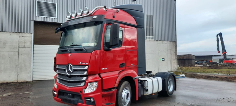 Mercedes-Benz 1842 Actros MP4 G.Haus/Hochdach Vollbaust - Tractor unit: picture 2 Mercedes-Benz 1842 Actros MP4 G.Haus/Hochdach Vollbaust - Tractor unit: picture 2