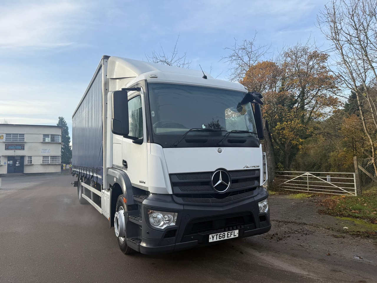 Curtainsider truck 2018 Mercedes Actros 1824 Curtainside Truck: picture 6