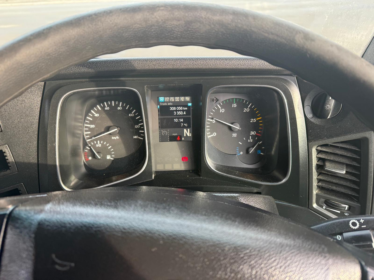 Curtainsider truck 2018 Mercedes Actros 1824 Curtainside Truck: picture 26