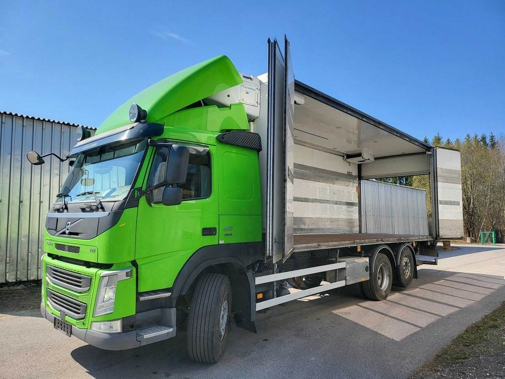 Volvo FM410 6X2 CARRIER SIDEOPENING - Refrigerator truck: picture 1 Volvo FM410 6X2 CARRIER SIDEOPENING - Refrigerator truck: picture 1