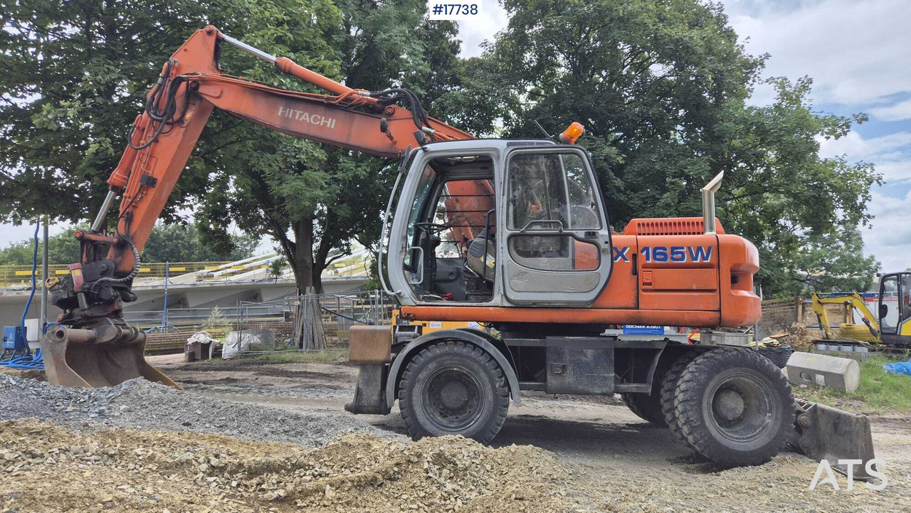 HITACHI EW 165W (2000) ROTOTILT Wheel Excavator - Wheel excavator: picture 4 HITACHI EW 165W (2000) ROTOTILT Wheel Excavator - Wheel excavator: picture 4