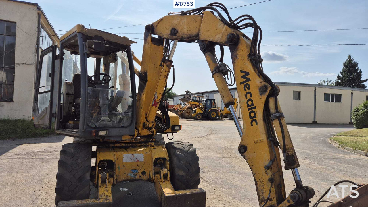 MECALAC 12MX wheeled excavator (1996) - Wheel excavator: picture 3 MECALAC 12MX wheeled excavator (1996) - Wheel excavator: picture 3