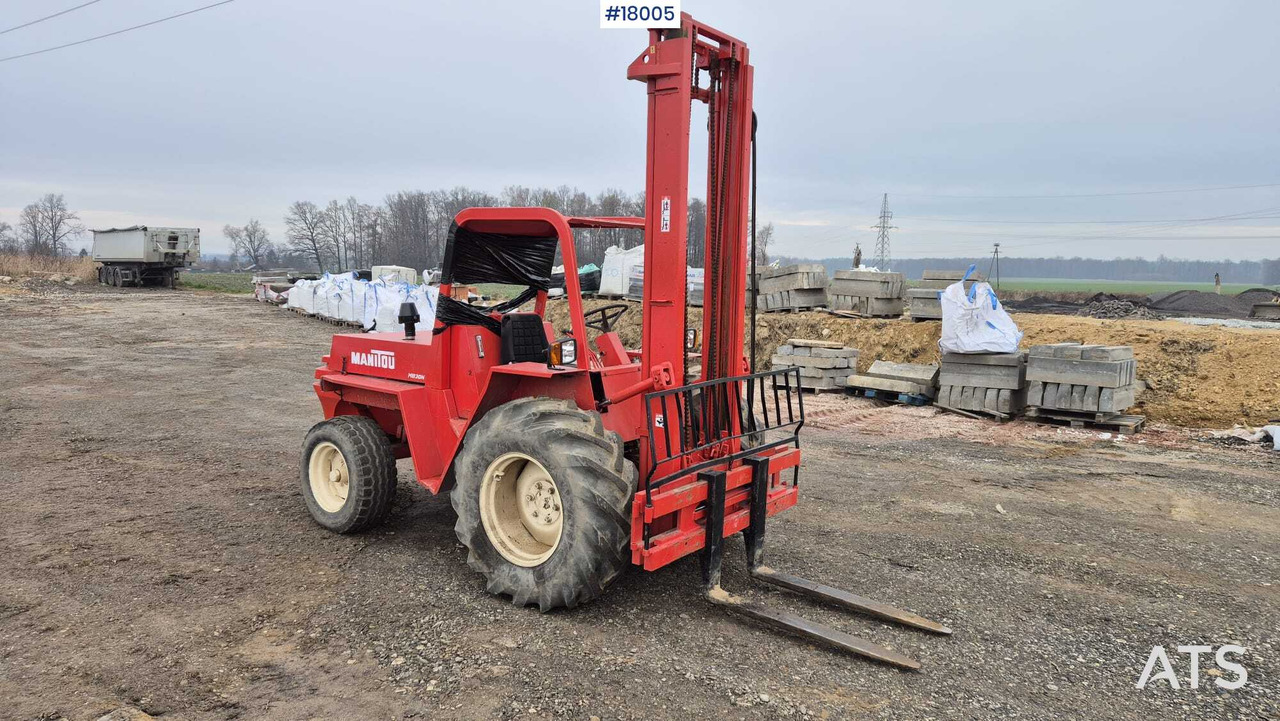 Rough terrain forklift MANITOU MB 30N (1993) - Other machinery: picture 1 Rough terrain forklift MANITOU MB 30N (1993) - Other machinery: picture 1