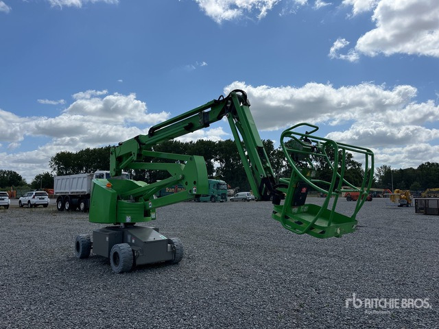 2011 Haulotte HA15IP 2WD Electric Articulating Boom Lift - Articulated boom: picture 4 2011 Haulotte HA15IP 2WD Electric Articulating Boom Lift - Articulated boom: picture 4
