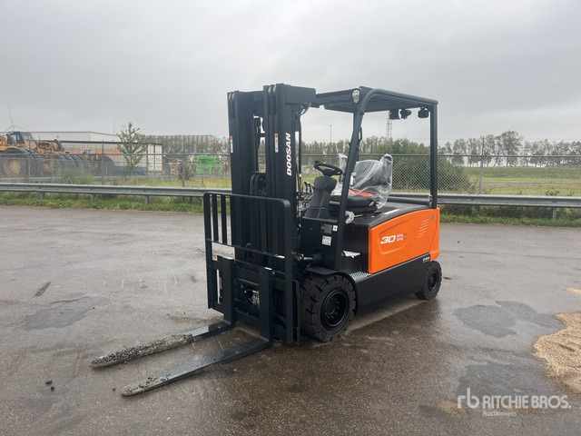 2023 Doosan B30X-7 PLUS (Unused) Electric Forklift - Electric forklift: picture 2 2023 Doosan B30X-7 PLUS (Unused) Electric Forklift - Electric forklift: picture 2