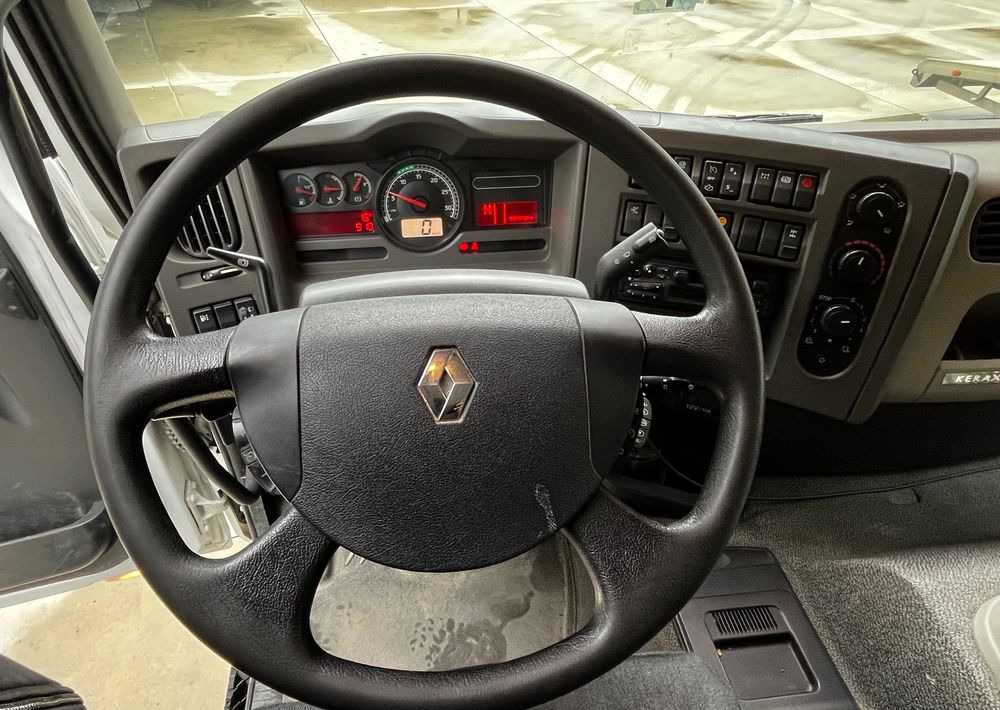 Renault Kerax 380 EEV // Skrzynia Burtowa // HIAB XS166 Hipro + Radio // Zwolnice // // - Dropside/ Flatbed truck, Crane truck: picture 5 Renault Kerax 380 EEV // Skrzynia Burtowa // HIAB XS166 Hipro + Radio // Zwolnice // // - Dropside/ Flatbed truck, Crane truck: picture 5