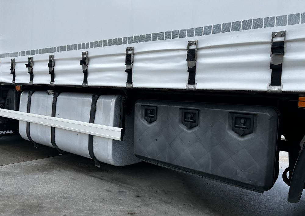 Lease a Scania R410 // 2018 Rok 6x2 // Retarder // Automat // Led // Navi // 77 // Scania R410 // 2018 Rok 6x2 // Retarder // Automat // Led // Navi // 77 //: picture 9 Lease a Scania R410 // 2018 Rok 6x2 // Retarder // Automat // Led // Navi // 77 // Scania R410 // 2018 Rok 6x2 // Retarder // Automat // Led // Navi // 77 //: picture 9